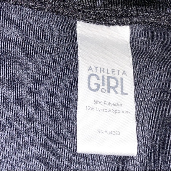 ATHLETA Girl Chaturanga Capri Leggings Black w/ Gray Geo Print Size L (12) - Picture 7 of 9